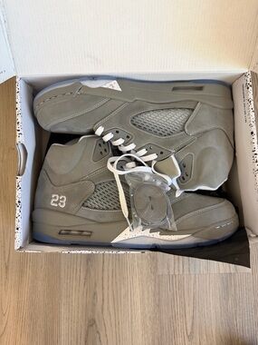 Air Jordan 5 Wolf Grey Retro Sneakers